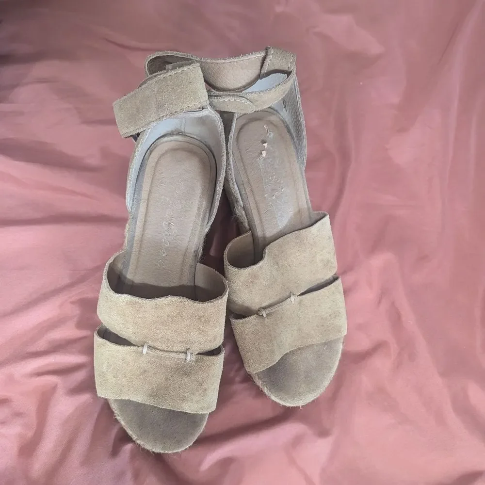 Matisse Natural Cha Cha Boho Suede Espadrilles Wedge Sandal